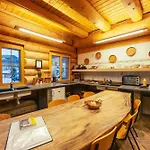 Hotel Standard 3 - Private Bathroom - Heiti