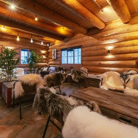 Hotel Standard 3 - Heiti