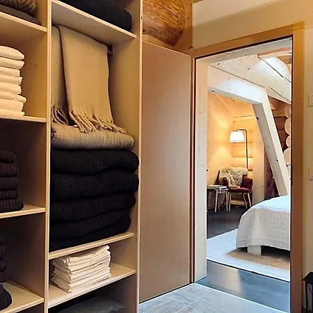 Hotel Standard 3 - Private Bathroom - Heiti Gsteig
