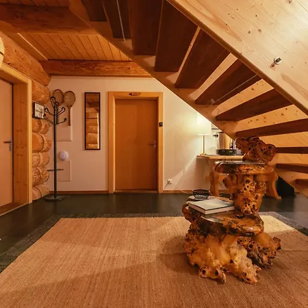 Standard 3 - Heiti Hotel